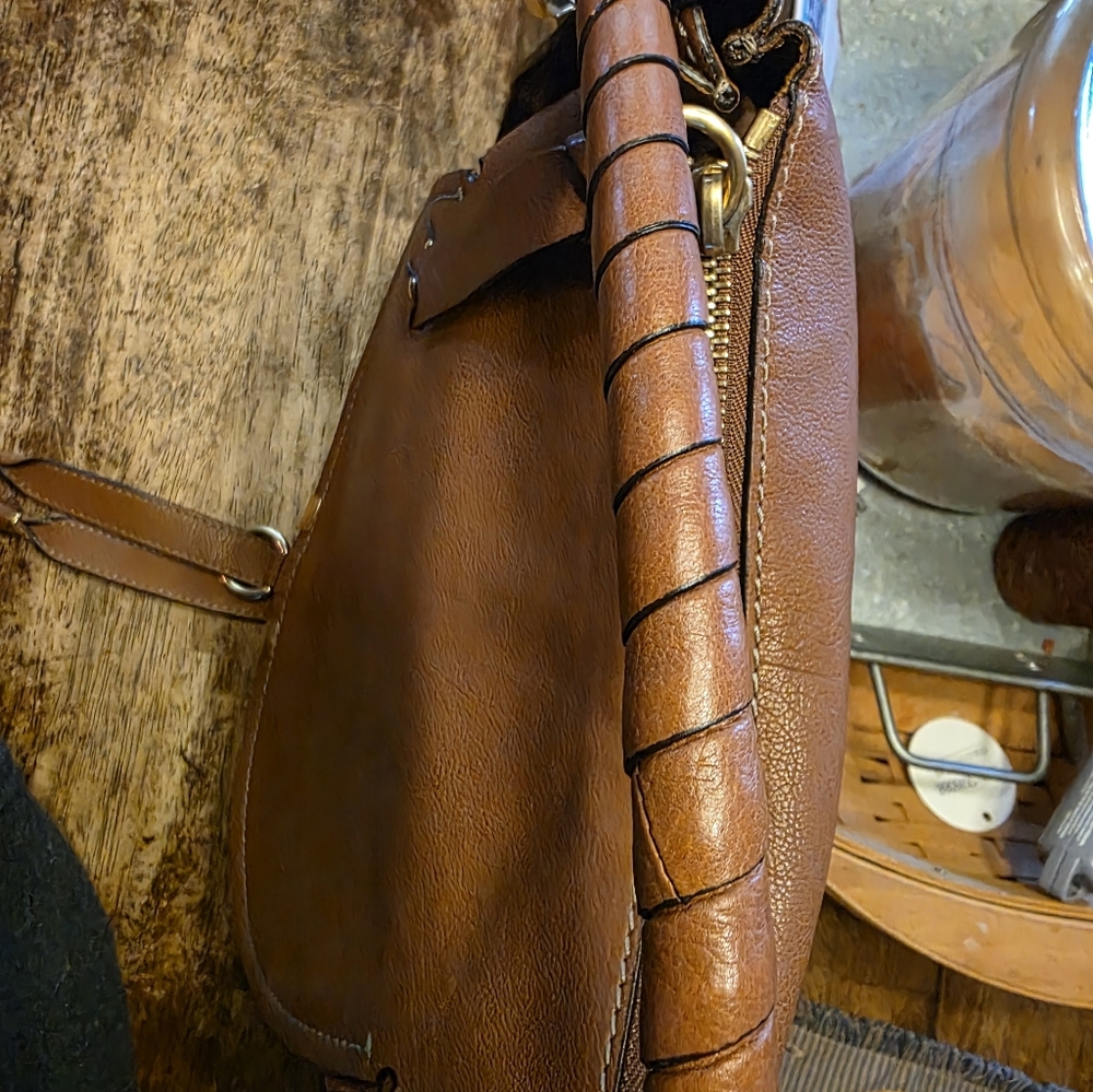 Chloe Brown Leather Shoulder Bag - Picture 3 of 16
